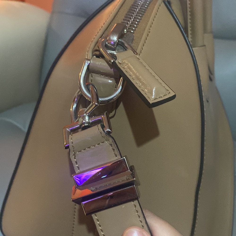 Authentic Givenchy bag - Picture 3 of 6